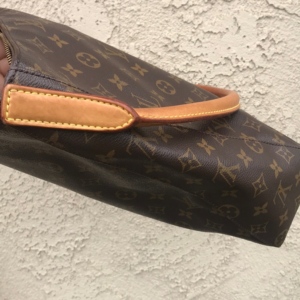 🔥DISCONTINUED🔥LARGE ZIPPER LOUIS VUITTON - Picture 10 of 16